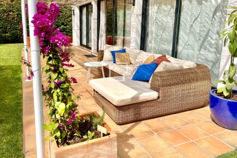 Villa en venta en Sant Cugat del Vallès, Barcelona, España 5 dormitorios, 300 m2 No. 167563 - foto 7