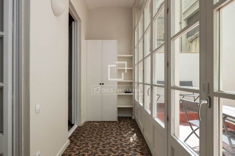 Apartament w Barcelona, Hiszpania 2 sypialnie, 99 mkw. nr 167560 – zdjęcie 16