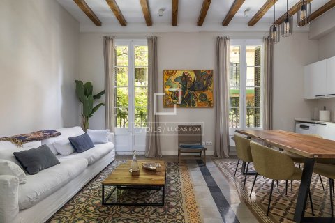 Apartment in Barcelona, Spain 2 bedrooms, 99 sq.m. No. 167560