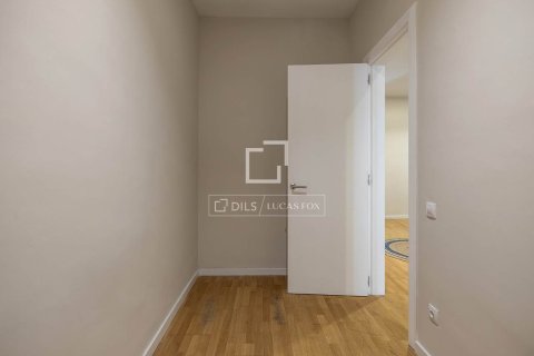 Apartament w Barcelona, Hiszpania 2 sypialnie, 99 mkw. nr 167560 – zdjęcie 25