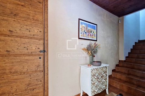 Villa en Vilanova i la Geltrú, Barcelona, España 4 dormitorios, 199 m2 No. 167562