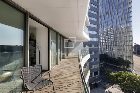 Apartment for rent in Barcelona, Spain 1 bedroom, 87 sq.m. No. 167559 - photo 2