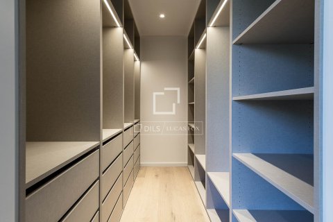 Penthouse w Barcelona, Hiszpania 3 sypialnie, 219 mkw. nr 150904 – zdjęcie 26