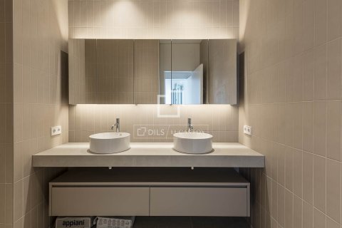 Penthouse w Barcelona, Hiszpania 3 sypialnie, 219 mkw. nr 150904 – zdjęcie 27