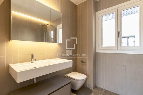 Penthouse w Barcelona, Hiszpania 2 sypialnie, 123 mkw. nr 150905 – zdjęcie 26