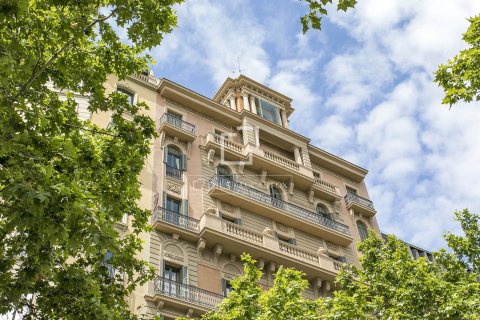 Apartament w Barcelona, Hiszpania 4 sypialnie, 226 mkw. nr 150908 – zdjęcie 25