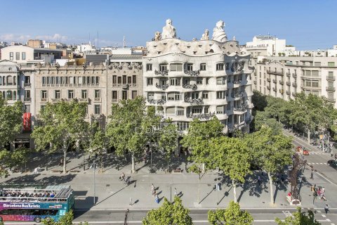 Dzīvoklis Barcelona, Spānijā 4 istabas, 226 m2 Nr. 150908