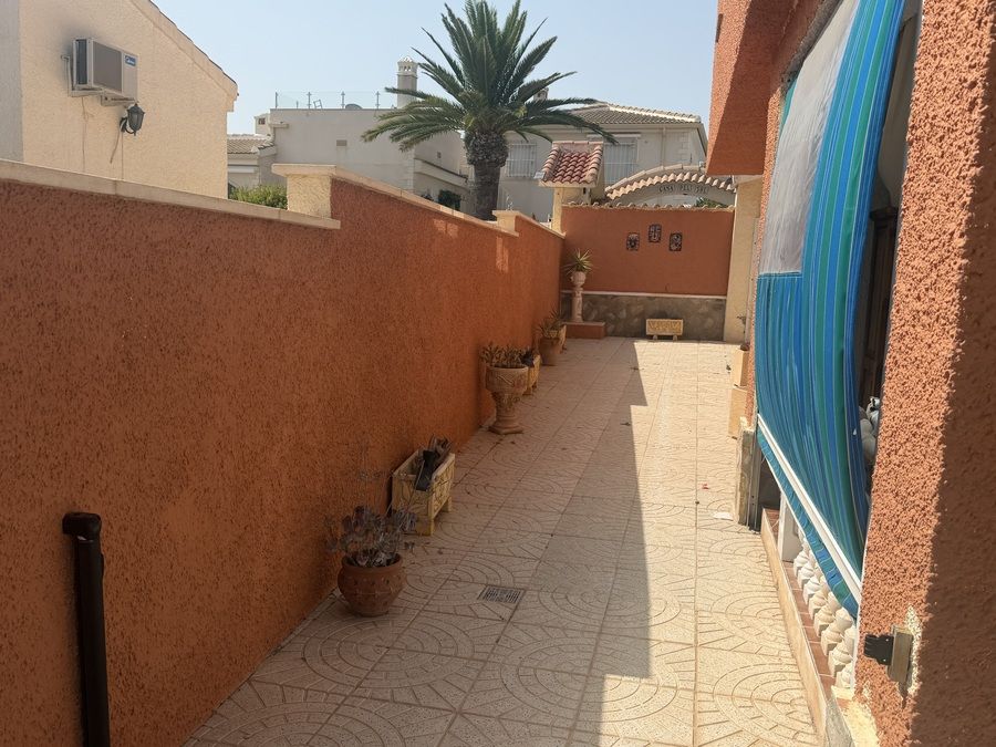 Apartment in Algorfa, Alicante, Spain 154 sq.m. No. 195166