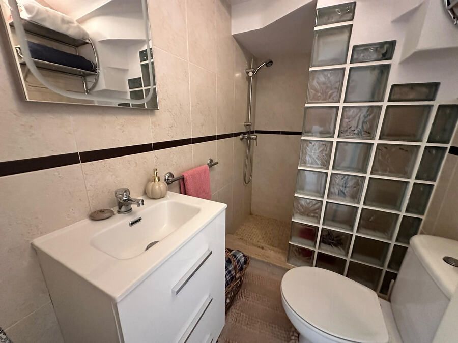 Apartment in Jacarilla, Alicante, Spain No. 195164