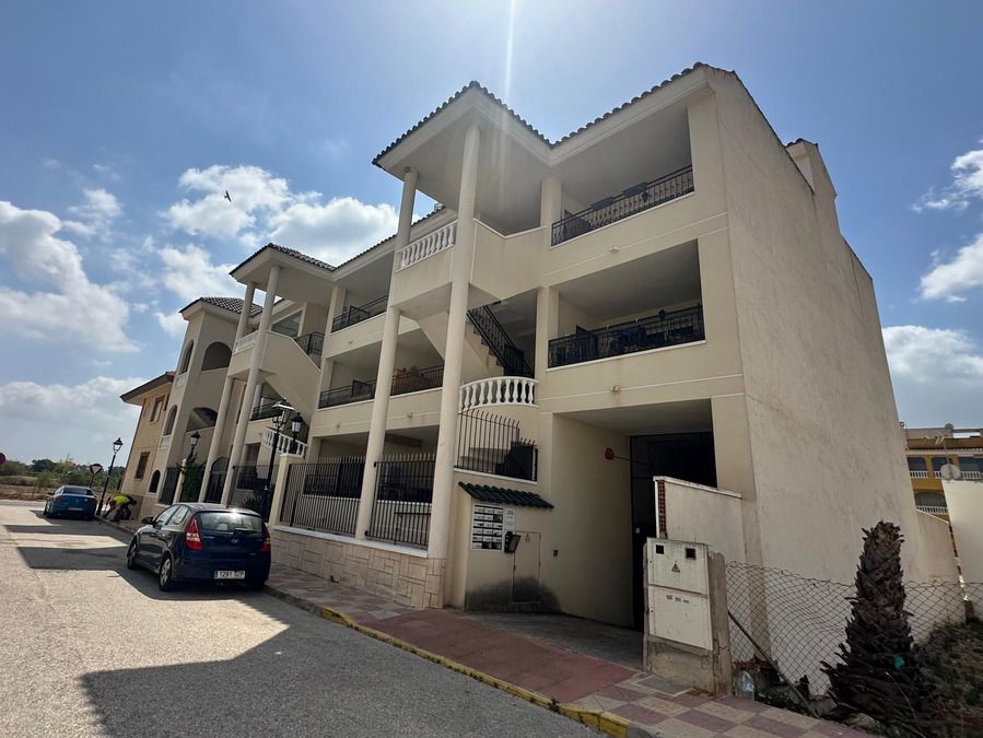 Apartment in Jacarilla, Alicante, Spain No. 195164