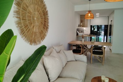 Bungalow for sale Pilar de la Horadada, Alicante, Spain 2 bedrooms, 72 sq.m. No. 76942 - photo 17