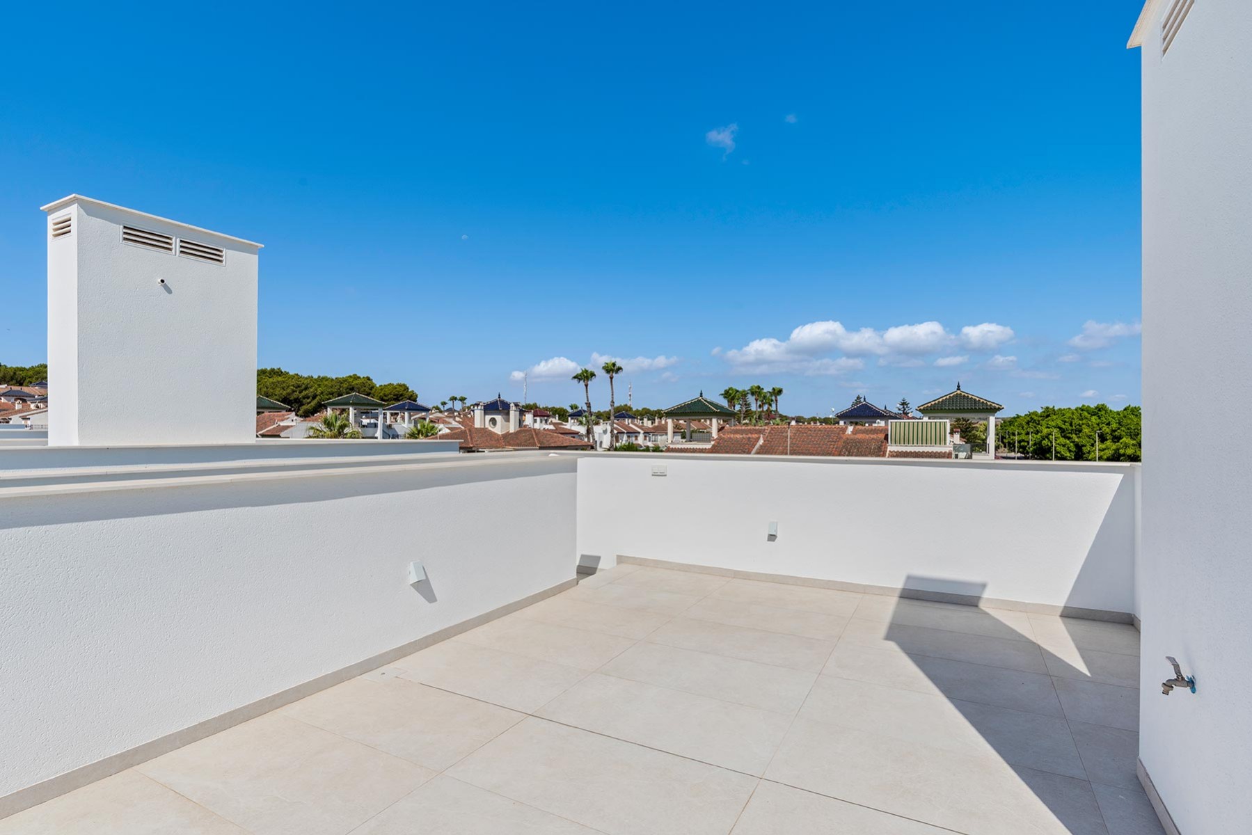 Villa en Pilar de la Horadada, Alicante, España 3 dormitorios, 132 m2 No. 76939