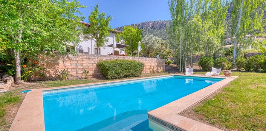 Villa en Esporles, Mallorca, España 5 dormitorios, 350 m2 No. 143391