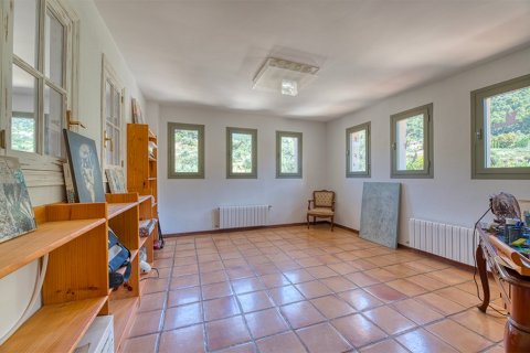 Villa en venta en Esporles, Mallorca, España 5 dormitorios, 350 m2 No. 143391 - foto 15