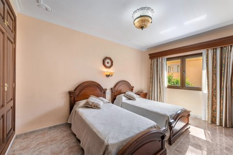 Villa en venta en Mallorca, España 3 dormitorios, 450 m2 No. 143396 - foto 8