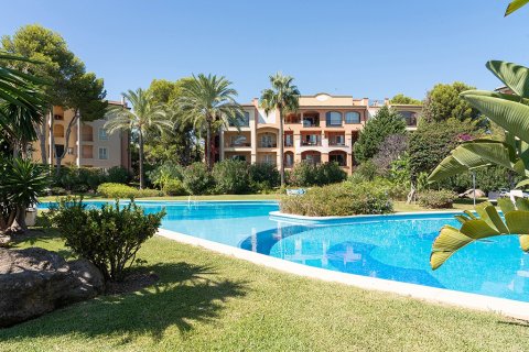 Apartamento en venta en Santa Ponsa, Mallorca, España 3 dormitorios, 140 m2 No. 143392 - foto 2