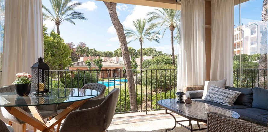 Apartamento en Santa Ponsa, Mallorca, España 3 dormitorios, 140 m2 No. 143392