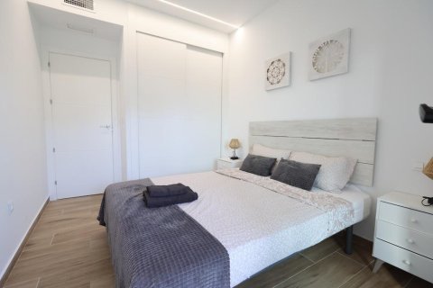 Продажа квартиры Аликанте, Испания 2 спальни, 60м2 №139712 - фото 14