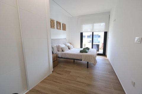 Продажа квартиры Аликанте, Испания 2 спальни, 60м2 №139712 - фото 10