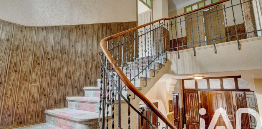 House in Fustinana, Navarre, Spain 5 bedrooms, 391 sq.m. No. 187829