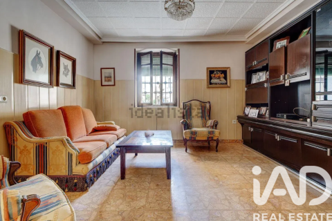 House for sale in Fustinana, Navarre, Spain 5 bedrooms, 391 sq.m. No. 187829 - photo 5
