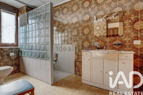 House for sale in Fustinana, Navarre, Spain 5 bedrooms, 391 sq.m. No. 187829 - photo 8