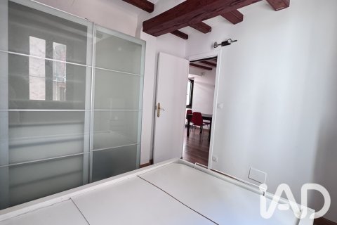 Apartment for sale in Barcelona, Spain 1 bedroom, 43 sq.m. No. 187825 - photo 10