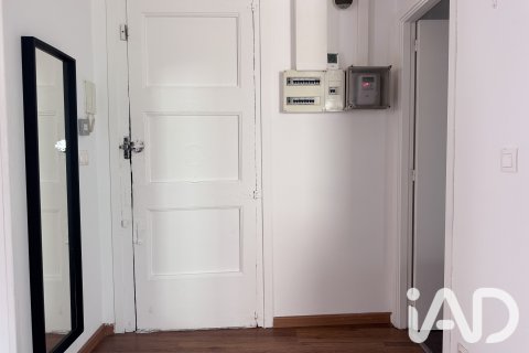 Apartment for sale in Barcelona, Spain 1 bedroom, 43 sq.m. No. 187825 - photo 22