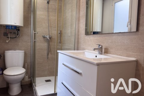 Apartment for sale in Barcelona, Spain 1 bedroom, 43 sq.m. No. 187825 - photo 21