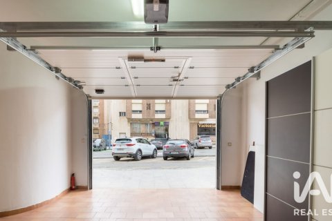 Townhouse for sale in Arnedo, La Rioja, Spain 4 bedrooms, 387 sq.m. No. 187830 - photo 18