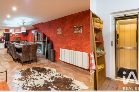 Townhouse for sale in Arnedo, La Rioja, Spain 4 bedrooms, 387 sq.m. No. 187830 - photo 24