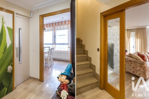 Townhouse for sale in Arnedo, La Rioja, Spain 4 bedrooms, 387 sq.m. No. 187830 - photo 8