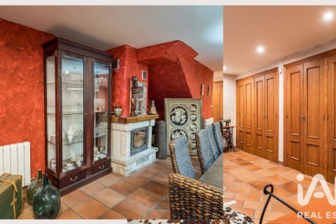 Townhouse for sale in Arnedo, La Rioja, Spain 4 bedrooms, 387 sq.m. No. 187830 - photo 22