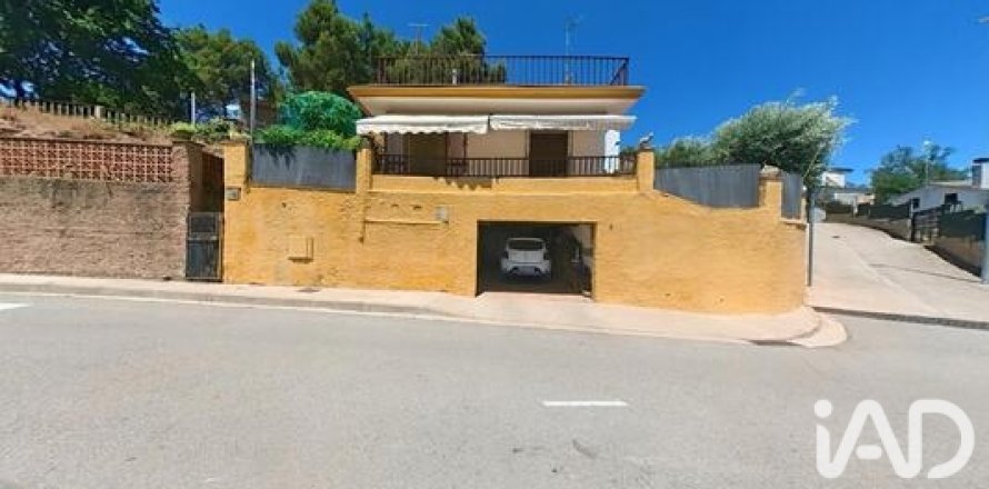 House in Fonollosa, Barcelona, Spain 3 bedrooms, 167 sq.m. No. 187826