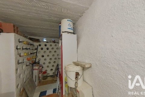 House for sale in Fonollosa, Barcelona, Spain 3 bedrooms, 167 sq.m. No. 187826 - photo 23