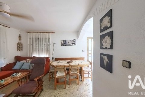 House for sale in Fonollosa, Barcelona, Spain 3 bedrooms, 167 sq.m. No. 187826 - photo 7