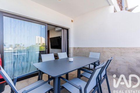 Bliźniak w Adeje, Tenerife, Hiszpania 2 sypialnie, 83 mkw. nr 152518 – zdjęcie 15