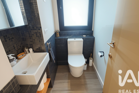 Dom w Sant Pol de Mar, Barcelona, Hiszpania 4 sypialnie, 249 mkw. nr 152517 – zdjęcie 22