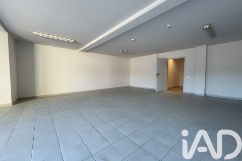 Dom w Vallromanes, Barcelona, Hiszpania 6 sypialni, 307 mkw. nr 152520 – zdjęcie 30