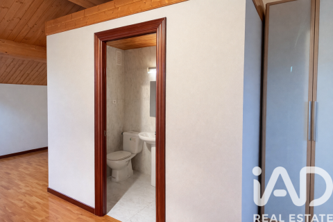 Radhus till salu i Villamediana de Iregua, La Rioja, Spanien 4 sovrum, 366 kvm. Nr. 152521 - foto 18