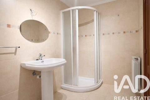 Radhus till salu i Villamediana de Iregua, La Rioja, Spanien 4 sovrum, 366 kvm. Nr. 152521 - foto 20