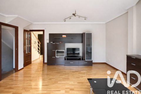 Radhus till salu i Villamediana de Iregua, La Rioja, Spanien 4 sovrum, 366 kvm. Nr. 152521 - foto 29