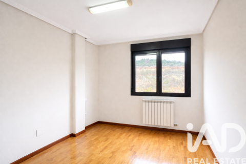 Radhus till salu i Villamediana de Iregua, La Rioja, Spanien 4 sovrum, 366 kvm. Nr. 152521 - foto 14