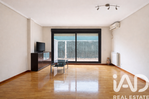 Radhus till salu i Villamediana de Iregua, La Rioja, Spanien 4 sovrum, 366 kvm. Nr. 152521 - foto 3