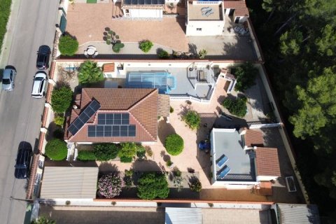 Huvila myytävänä Pinar De Campoverde, Alicante, Espanja, 4 makuuhuonetta, 161 m2 No. 190020 - kuva 10