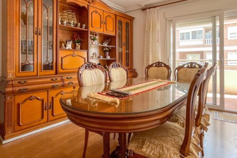 Wohnung in Torrevieja, Alicante, Spanien 3 Schlafzimmer, 129 m2 Nr. 190022