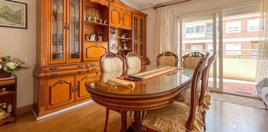 Wohnung in Torrevieja, Alicante, Spanien 3 Schlafzimmer, 129 m2 Nr. 190022