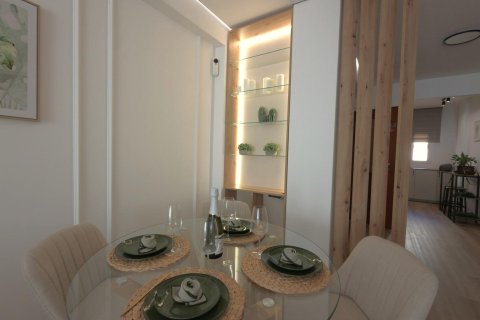 Wohnung zum Verkauf in Torrevieja, Alicante, Spanien 2 Schlafzimmer, 78 m2 Nr. 190016 - Foto 5