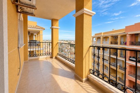 Apartment for sale in Torrevieja, Alicante, Spain 2 bedrooms, 58 sq.m. No. 190017 - photo 2