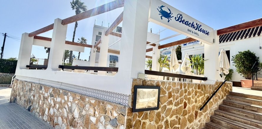 Liikekiinteistö Cabo Roig, Alicante, Espanja 250 m2 No. 190021